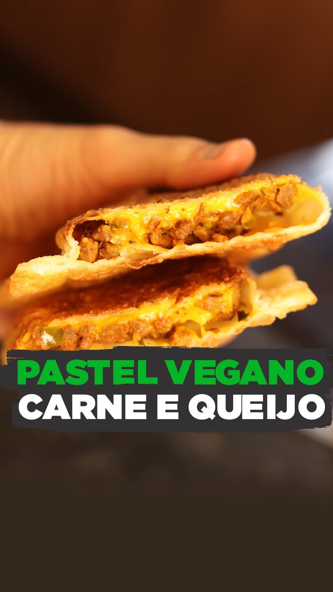 Pastel de Carne com Queijo Cheddar Vegano